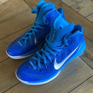 Women’s Hyperdunks Lunarlon size. 9.5 NEW
